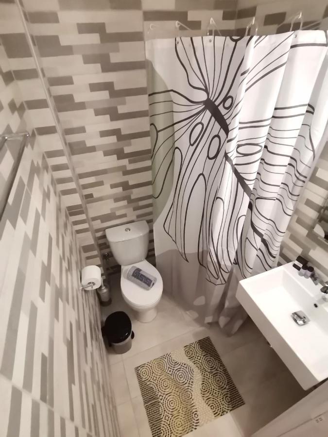 Studios Lia Adults Only -Fully Renovated クリッシ・アモウディア エクステリア 写真