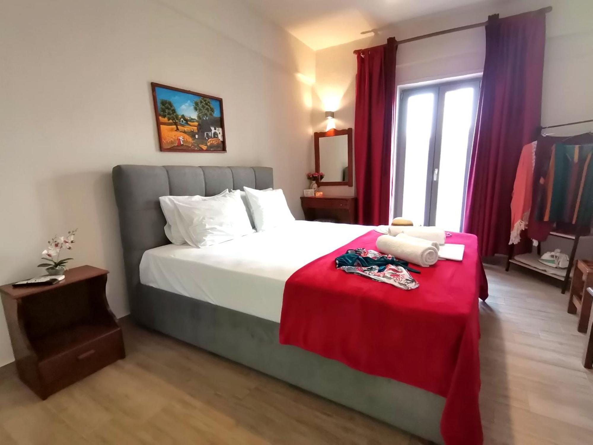 Studios Lia Adults Only -Fully Renovated クリッシ・アモウディア エクステリア 写真