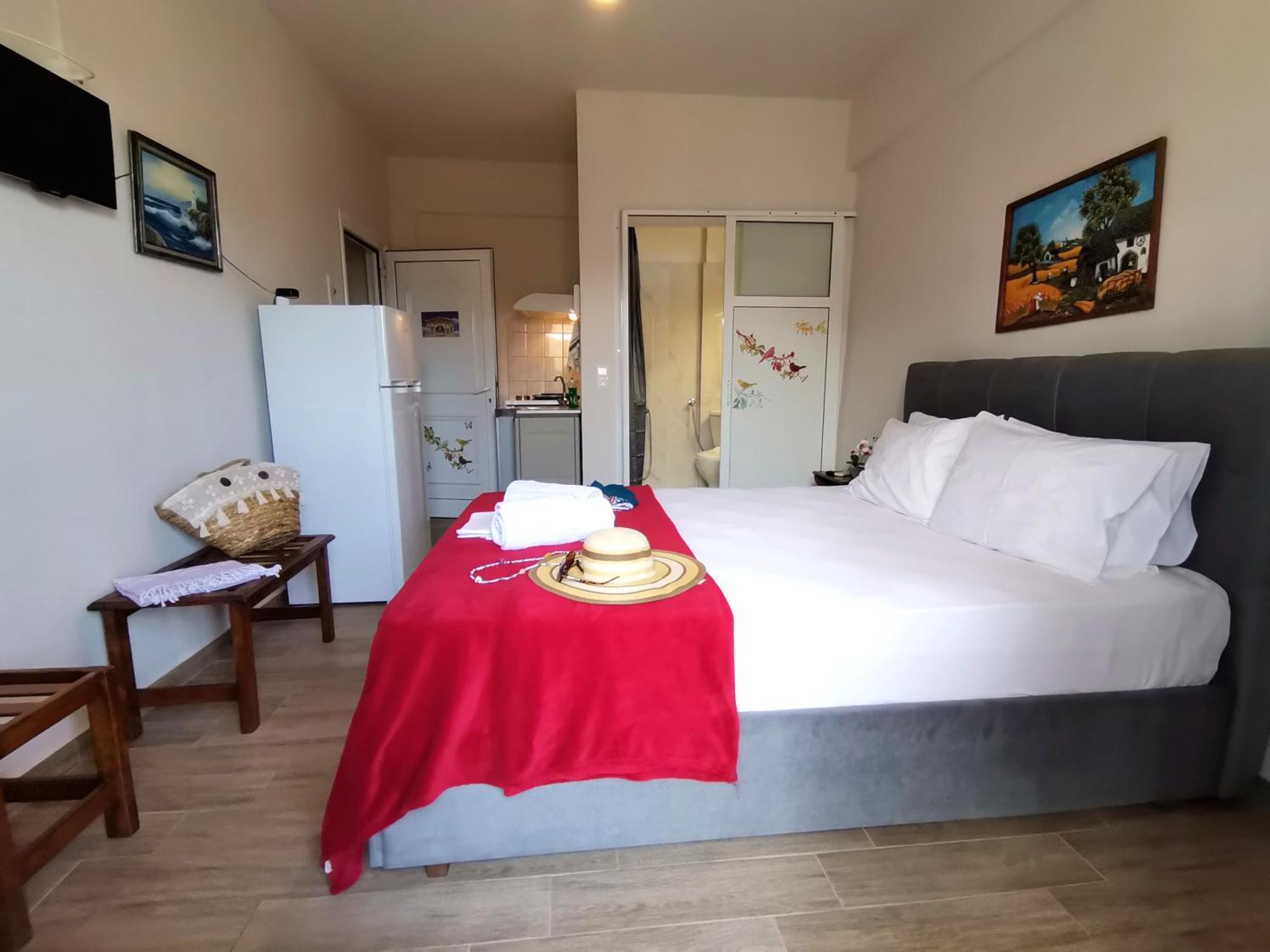 Studios Lia Adults Only -Fully Renovated クリッシ・アモウディア エクステリア 写真