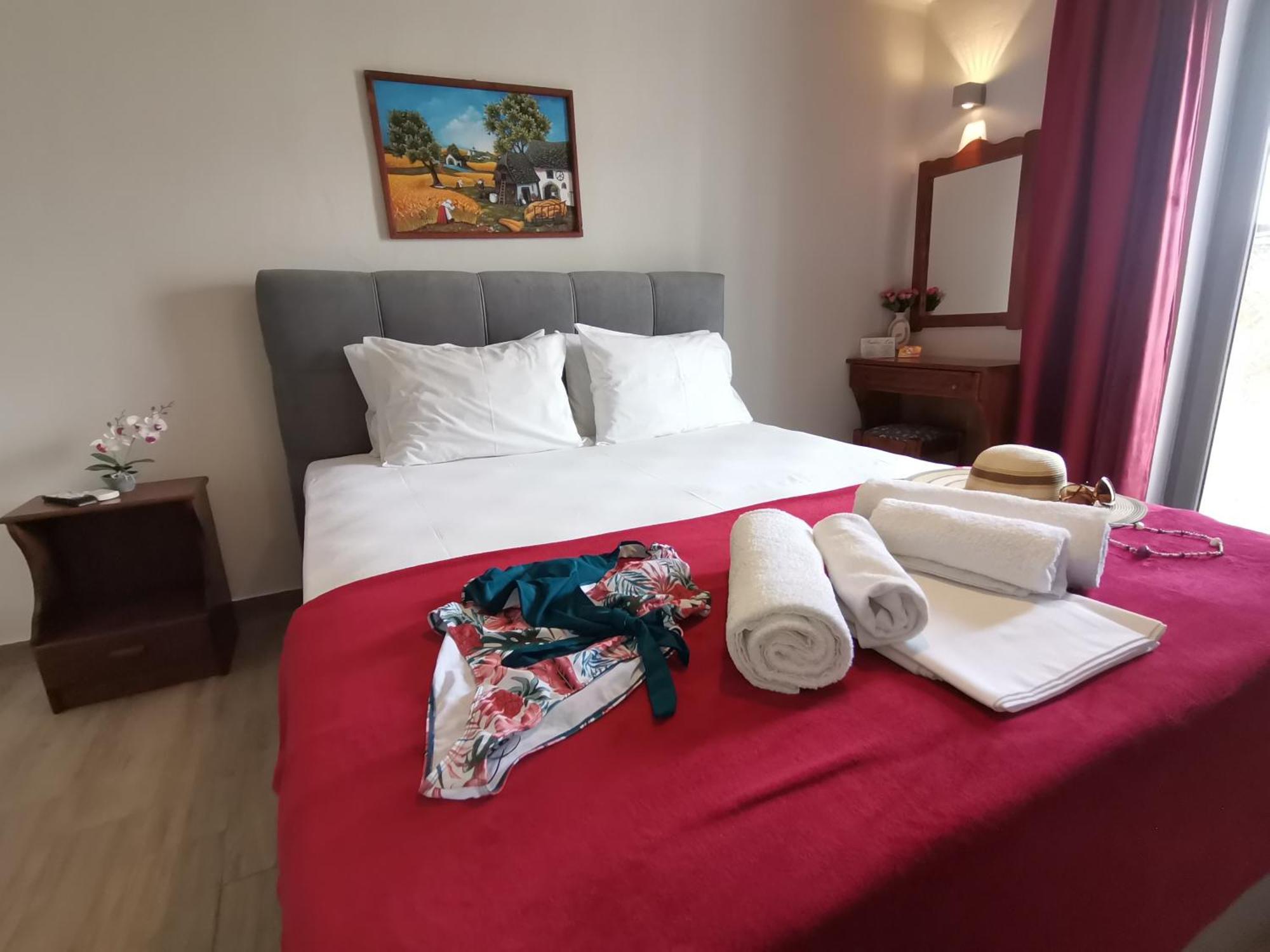 Studios Lia Adults Only -Fully Renovated クリッシ・アモウディア エクステリア 写真