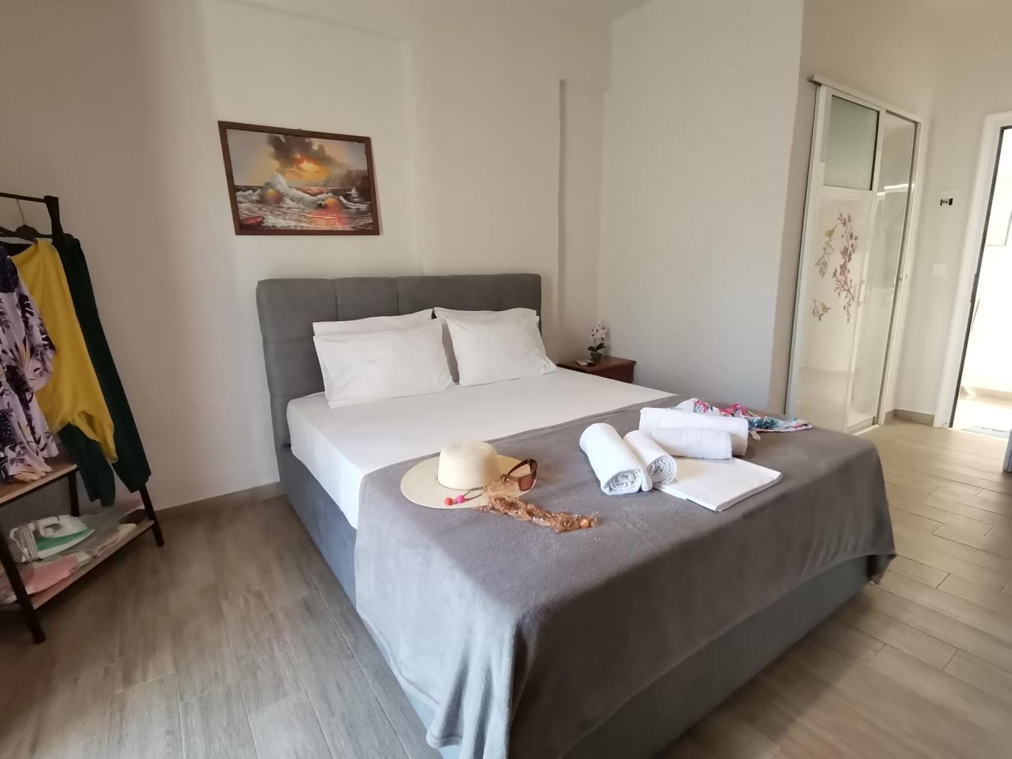 Studios Lia Adults Only -Fully Renovated クリッシ・アモウディア エクステリア 写真